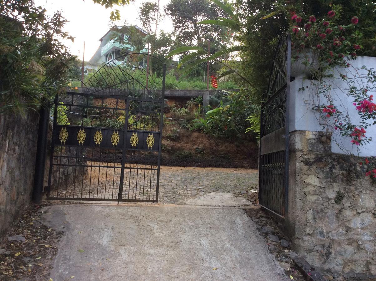 Duke'S Nose Holiday Bungalow Хаттон Экстерьер фото